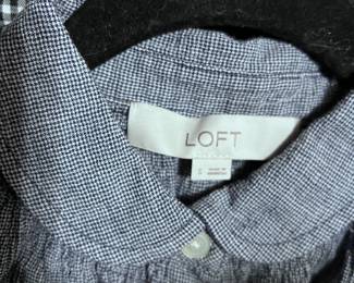 LOFT Gray Checkered Blouse – Size S | Button-Up Long Sleeve Top