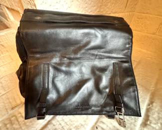Giorgio Armani Black Leather Messenger Bag – Elegant Italian Designer Briefcase with Buckle Straps