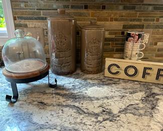 Kitchen items 