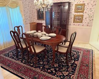 American masterpiece collection by Hickory Dining Room Table & 6 Chairs & China Cabinet
