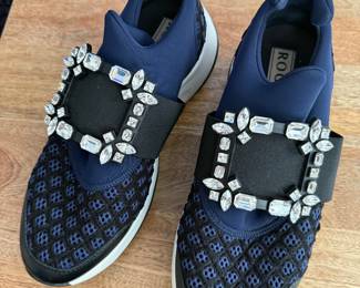 Roger Vivier Run Strass Crystal Buckle Kot Nero Shoes