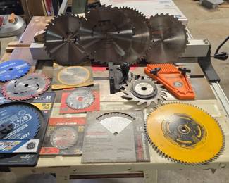 saw blades 