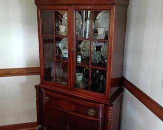China cabinet 