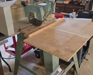 vintage Dewalt Radial Arm Saw Runs Great!!