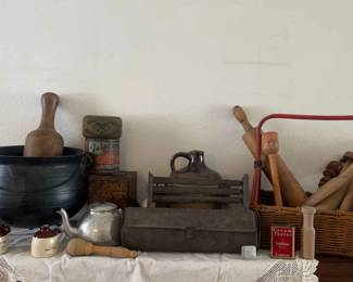 Antique Vintage Market Basket  Kitchen Accessories 