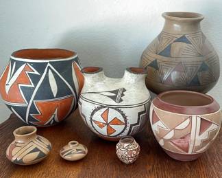 Unique Vtg Native American Pottery