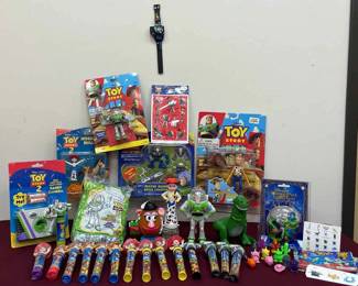  05 Disney Toy Story Collectibles W Candy Dispensers