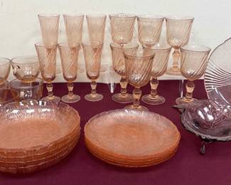 Vtg Arcoroc Floral Crocus Luminarc Rosaline Pink Swirl Collection 