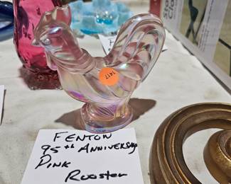 FENTON ANNIVERSARY PINK ROOSTER