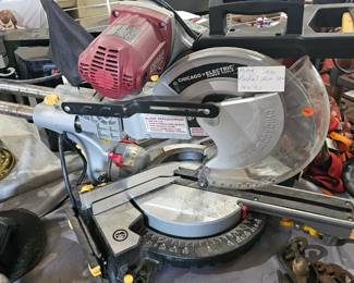 MITER SAW