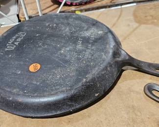 CAST IRON SKILLET