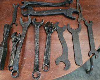 WRENCH LOT
