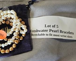 PEARL BRACELET LOT