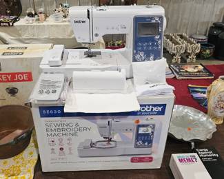 SEWING MACHINE