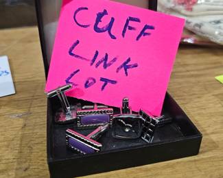 CUFF LINK LOT