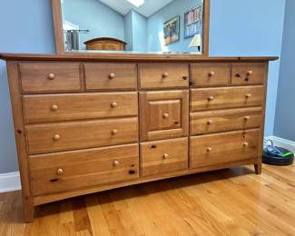 Thomasville dresser