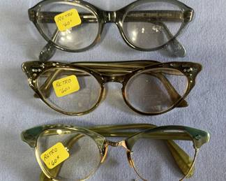 Vintage ‘60s eyeglass frames