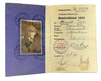 WWI & Weimar Era German Stahlhelm Bund der Frontsoldaten Membership Book, Dues Stamps, Jungstahlhelm Pin & Documents for Ernst Albrecht