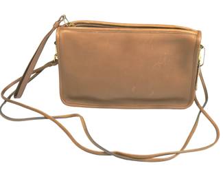 Vintage 1980s Coach British Tan Leather City Bag Purse Shoulder Bag Made in USA 131-2843