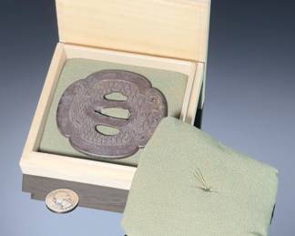 Fine Japanese Edo Period Iron TSUBA - Shoami School - Chidori Plovers & Waves w/ Gold Inlay