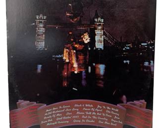 Three Dog Night Around the World With Three Dog Night Double LP Vinyl Record Album DSY-50138