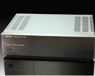 Vintage Rotel RB-981 Stereo Power Amplifier - Powers On, No Output - AS-IS For Parts/Repair