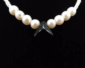 .925 Sterling Silver Authentic Pearl and Onyx Pendant Necklace

