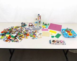 Lot of Misc Loose Lego Friends and Mini Figures
