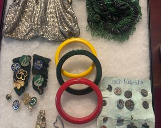 Whiting & Davis, bakelite