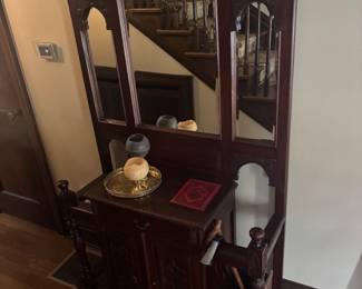 Antique mahogany entryway stand 