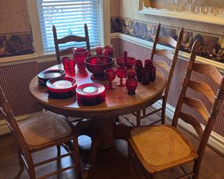 Cozy nook breakfast table and chairs 