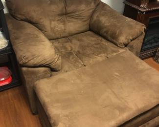 chair/ottoman