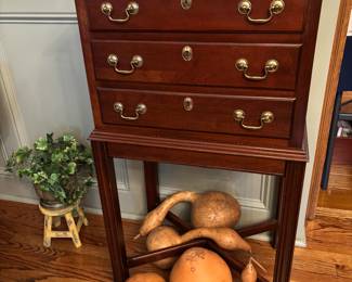 Stand Alone Silver Chest