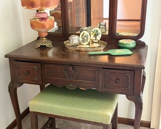 Antique mirrored vanity and stool