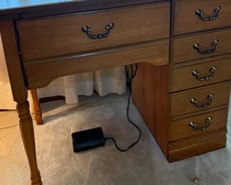 Singer "The Kennedy" sewing machine cabinet