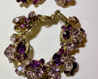 Purple crystal bracelet and clip-on earrings