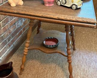 Antique oak parlor table