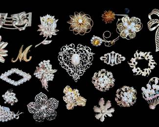 Vintage Brooches Jewelry