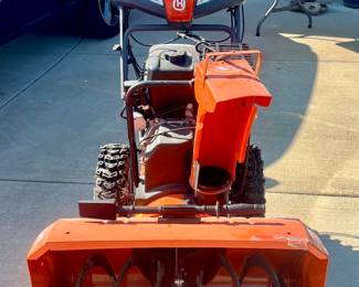 Husqvarna ST230P Snowblower with Power Steering