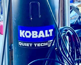 Kobalt Quiet Tech 26-Gallons Portable 150 Psi Vertical Quiet Air Compressor