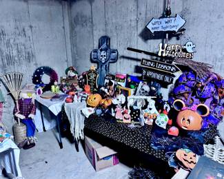 Halloween Decor
