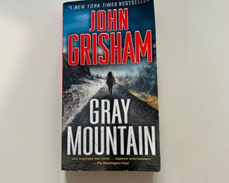 "Gray Mountain" John Grisham