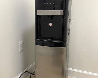 Stainless water dispenser bottom load
