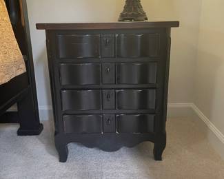 Drexel Heritage Tuscany Bramasole night stand