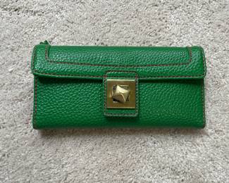 Lost green wallet