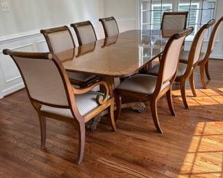 Natchez by Henredon dining room table and 8 chairs