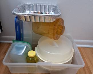 PLASTIC STORAGE CONTAINERS, ALUMINUM COOKING PANS