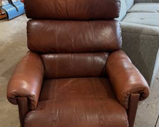 La-zy Boy Leather Recliner