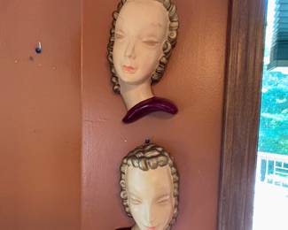 Art Deco wall bust chalkware
Alexander Backer CO. ABCO c1930