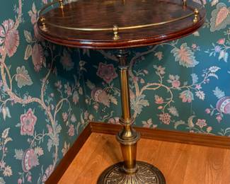 Italian Modern Regency Pedestal Flower Pot Stand in Brass,